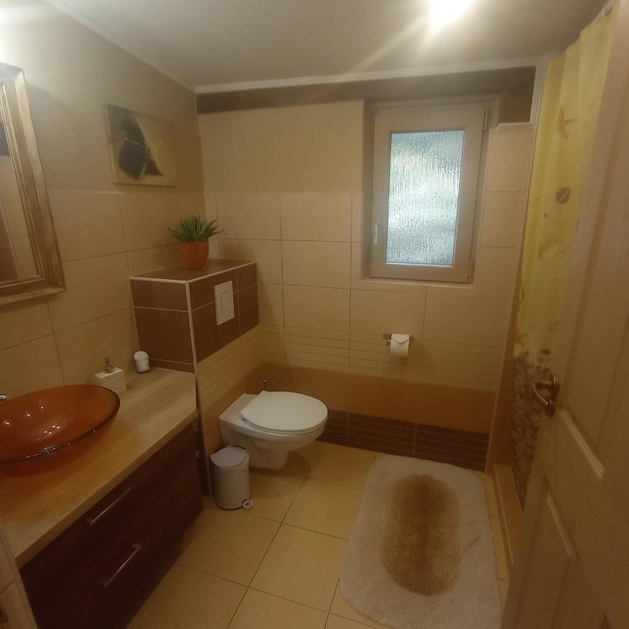 Rozsa Apartman Alsóörs Buitenkant foto