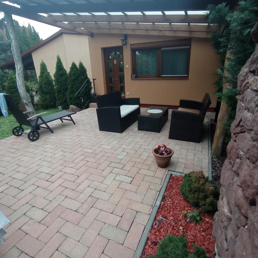 Rozsa Apartman Alsóörs Buitenkant foto