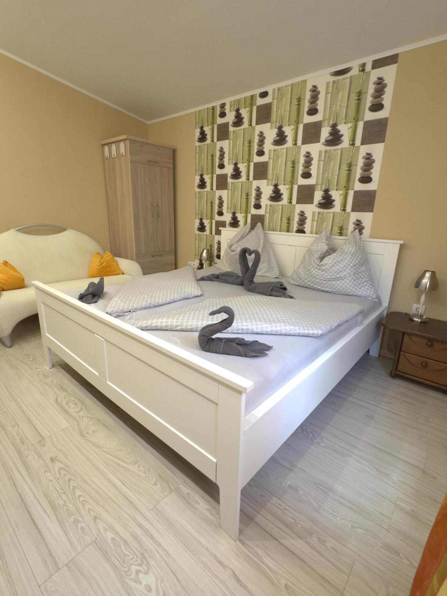 Rozsa Apartman Alsóörs Kamer foto