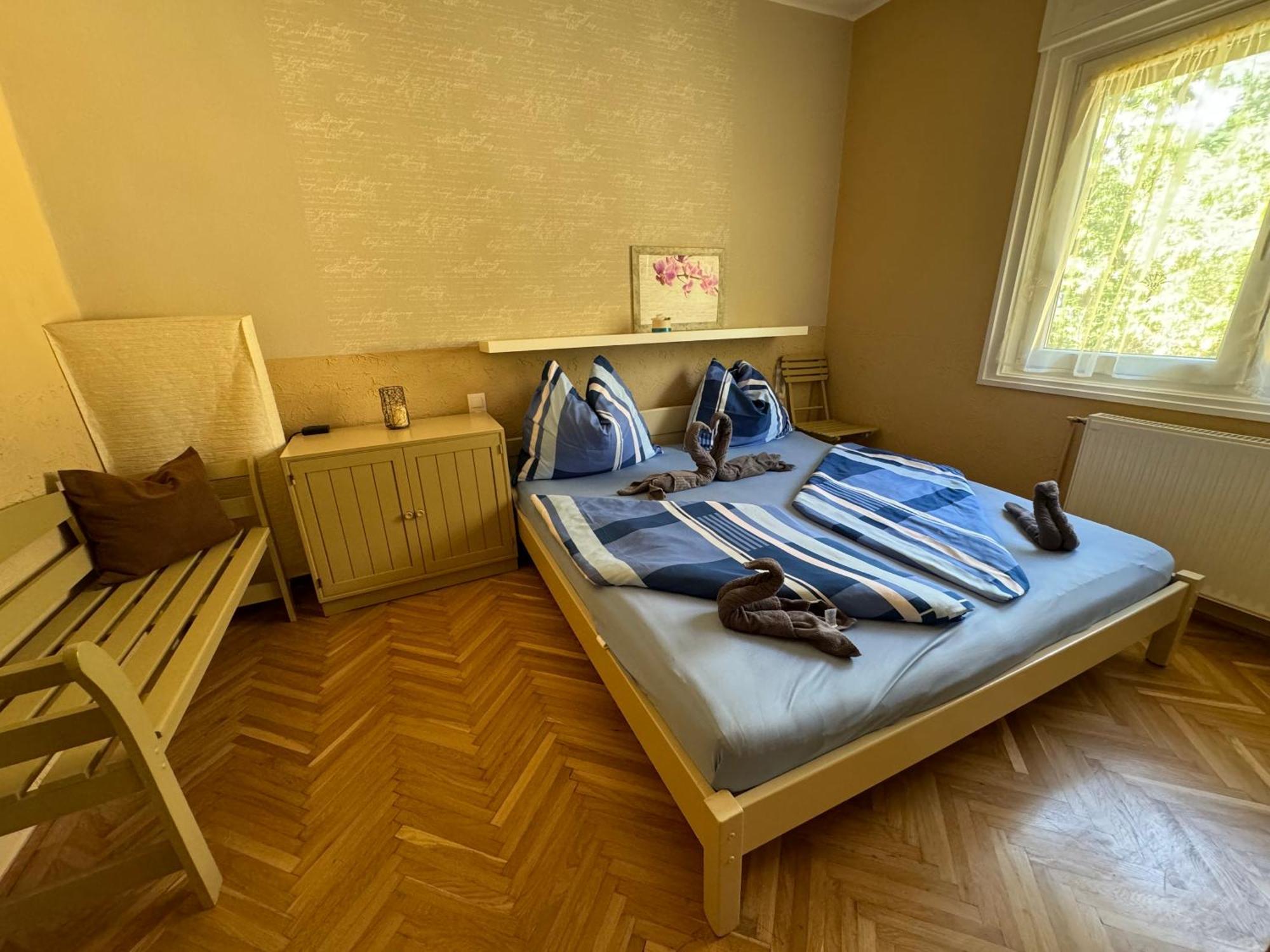 Rozsa Apartman Alsóörs Kamer foto